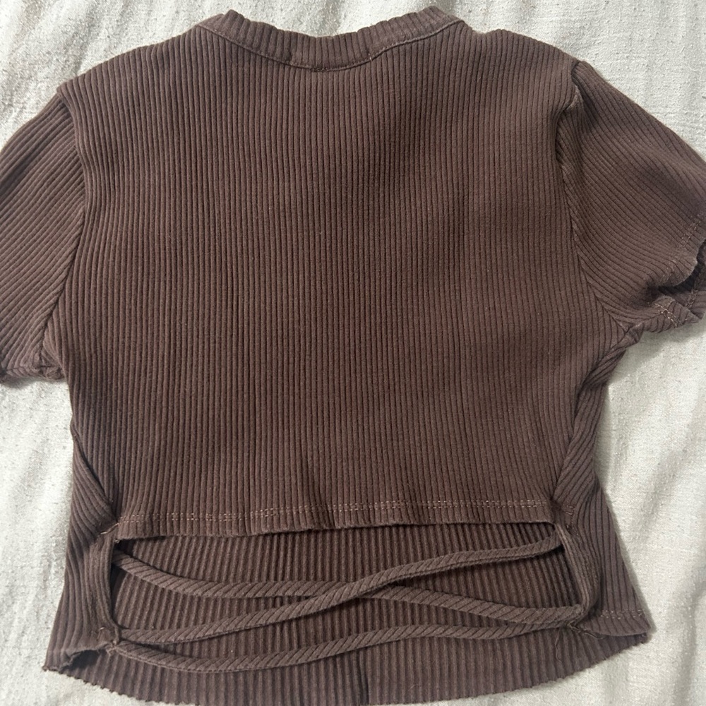 RSQ Chocolate Ribbed Tee - Picture 2 of 3